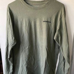 Long Sleeve Patagonia shirt